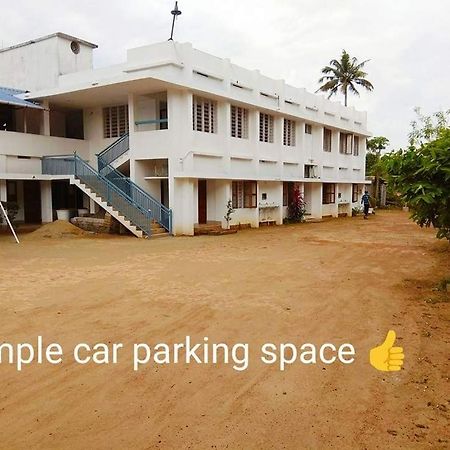 Premier Tourist Home Kizhake Chalakudi Экстерьер фото