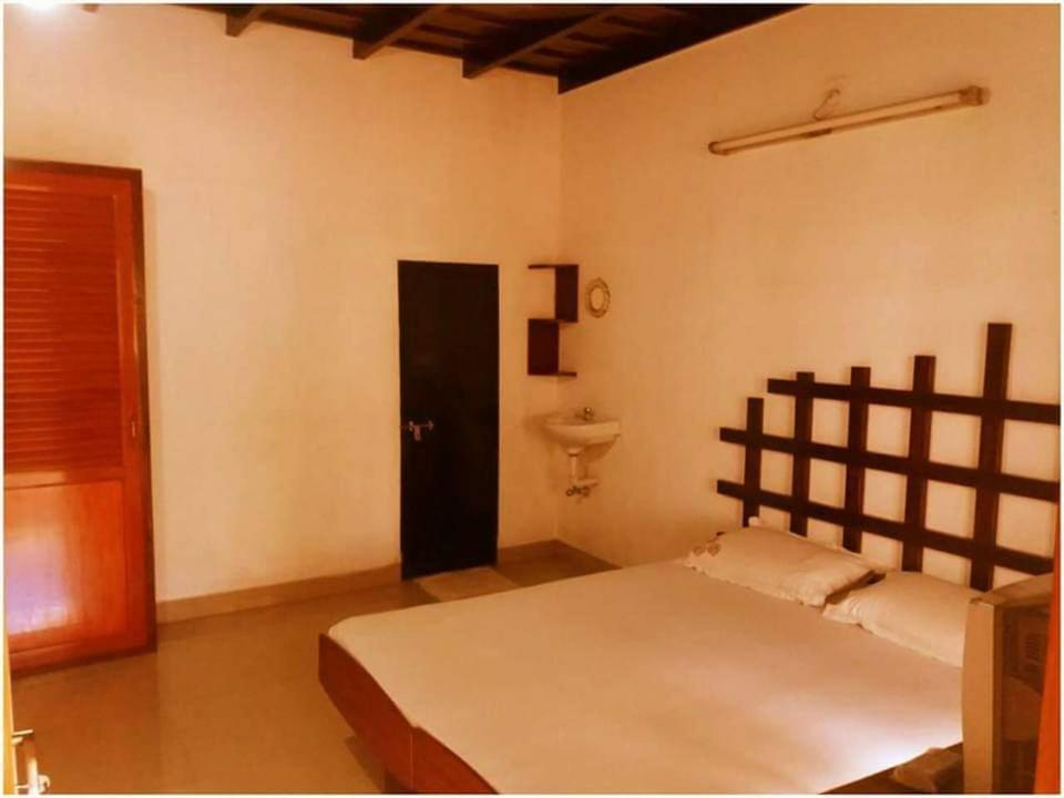 Premier Tourist Home Kizhake Chalakudi Экстерьер фото